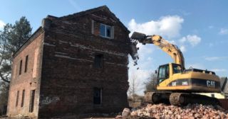 Демонтаж кирпичного дома Новый Уренгой, цена от 2954 руб.